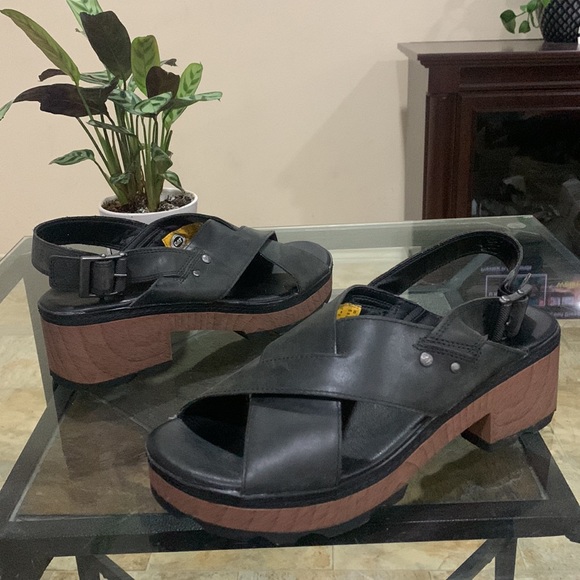 CAT (CATERPILLAR) Chunky Block Wood Heel Black Leather Slingback Sandals - Picture 2 of 12